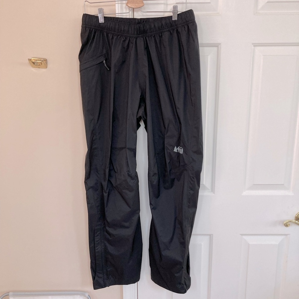REI Essential Rain Pants Men’s Size Medium Like New